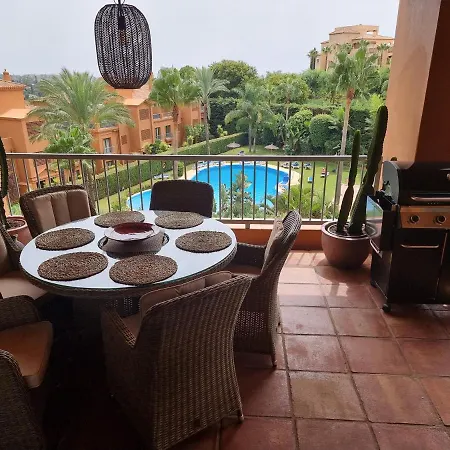 Benatalaya,heated Pool,saunas,gym Apartment Estepona