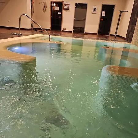Benatalaya,heated Pool,saunas,gym Apartment *