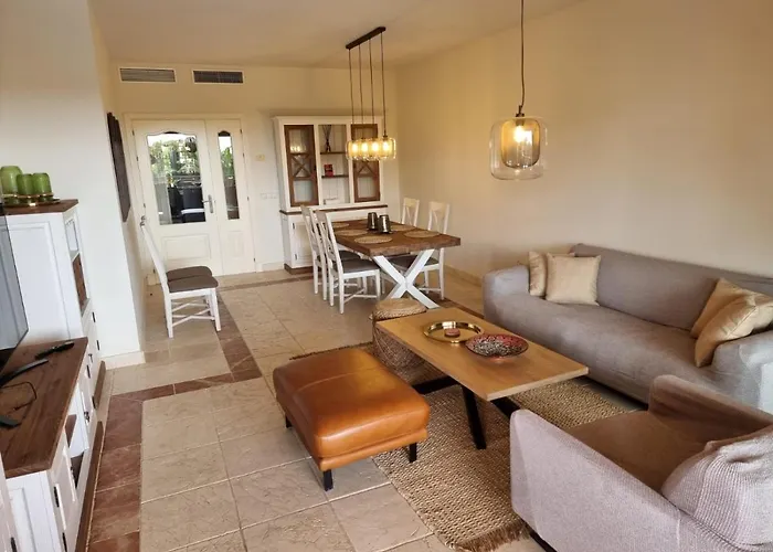 Lägenhet Benatalaya,heated Pool,saunas,gym Estepona