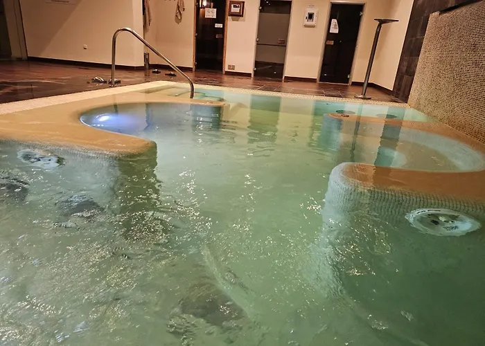 Benatalaya,heated Pool,saunas,gym Lägenhet *
